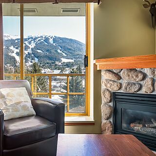 Cascade Lodge — Sample Living Area