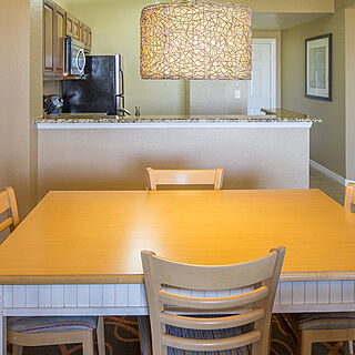 Orlando's Sunshine Resort II — Sample Dining Area