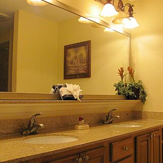 Blue Heron Beach Resort — Sample Bathroom