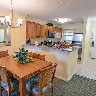Blue Tree Resort at Lake Buena Vista — Sample Dining Area