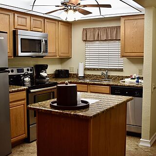 Club Sevilla — Sample Kitchen