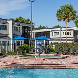 Orbit One Vacation Villas — Exterior