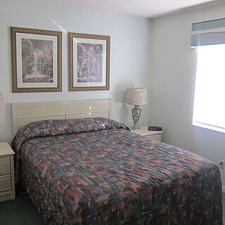 Florida Vacation Villas — Sample Bedroom