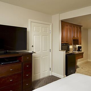 Hilton Grand Vacations on Paradise &mdash; Sample Bedroom
