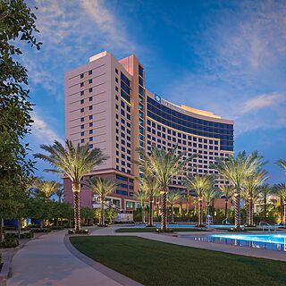 Club Wyndham Desert Blue — Exterior