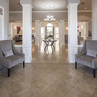 Club de Soleil &mdash; Lobby