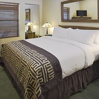 Hilton Vacation Club Cancun Resort Las Vegas — Sample Bedroom