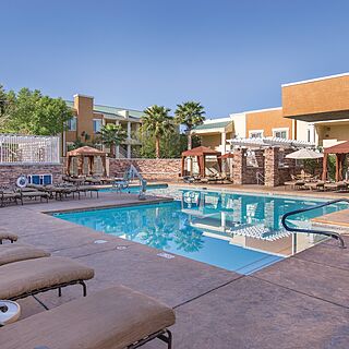 Wyndham & WorldMark Tropicana — Pool