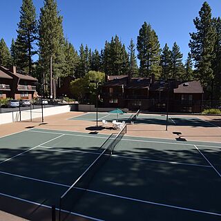 Club Tahoe Resort — Tennis Court
