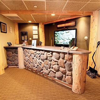 The Ridge Sierra — Lobby