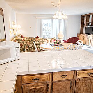 Harbourside II Condominiums &mdash; Sample Kitchen