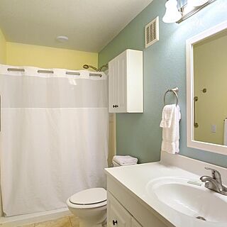 Sea Scape Beach & Golf Villas — Sample Bathroom