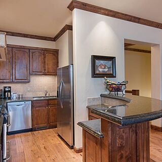 Les Saisons — Sample Kitchen