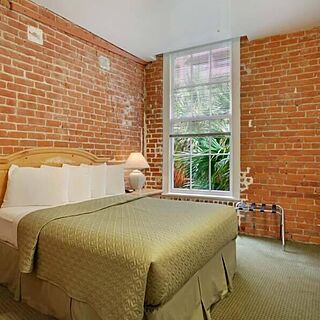 Hotel de L'Eau Vive — Sample Bedroom