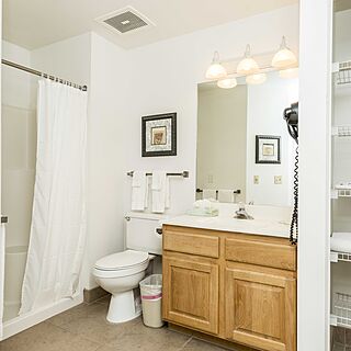 Highland Estates Resort — Sample Bathroom