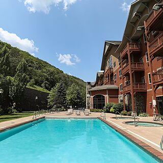 Liftside Village at Hunter Mountain Resort — Pool