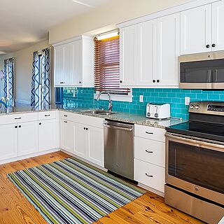 Port Trinitie — Sample Kitchen
