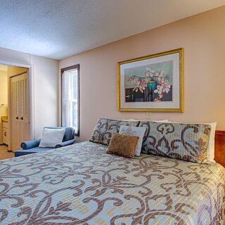 Beech Manor &mdash; Sample Bedroom