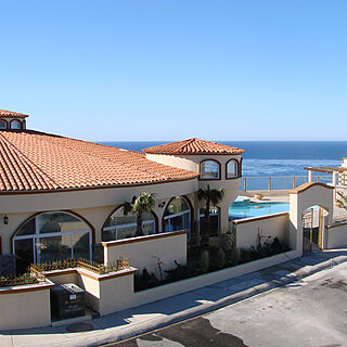 Puerta del Mar — Exterior