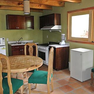 Bosque la Luna &mdash; Sample Dining Area