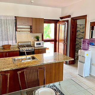 Stanza Mare — Sample Kitchen