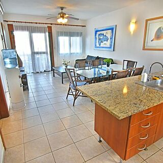 Stanza Mare — Sample Kitchen