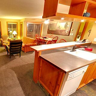 Hilton Grand Vacations Club Whistler — Sample Kitchen