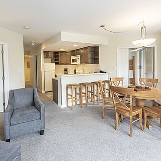 Whiski Jack at the Tyndall Stone Lodge — Sample Living Area