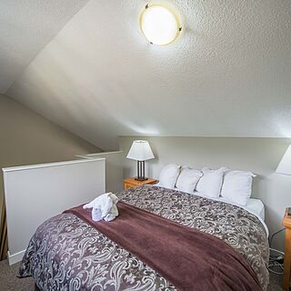 Panorama Vacation Retreat at Horsethief Lodge &mdash; Sample Bedroom
