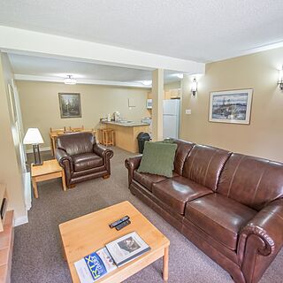 Panorama Vacation Retreat at Horsethief Lodge &mdash; Sample Living Area