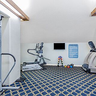 Coconut Palms II Beach Resort — Fitness Area