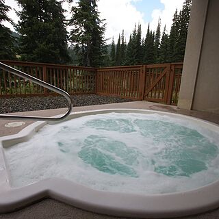 Pinnacle Lodge & Spa &mdash; Hot Tub