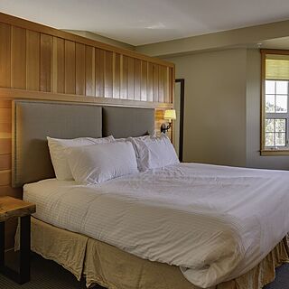 Predator Ridge - Falcon Point Cottages — Sample Bedroom
