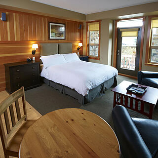 Predator Ridge - Falcon Point Cottages — Sample Bedroom