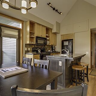 Predator Ridge - Falcon Point Cottages — Sample Living Area