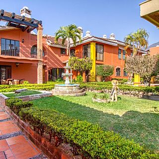 Capital O Villas de Ajijic — Exterior