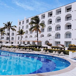 Tesoro Manzanillo — Pool