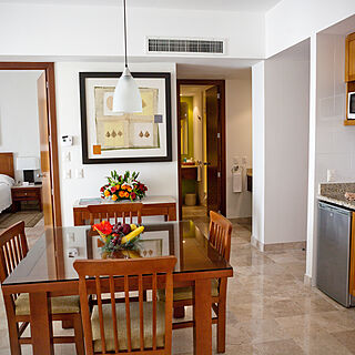 Mayan Palace Mazatlan &mdash; Living area and partial kitchen in one- and two-bedroom suites