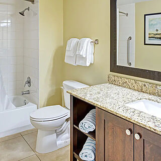 Summer Bay Orlando Resort — Sample unit bathroom