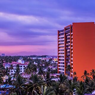 Sunset Plaza Beach Resort & Spa — Exterior