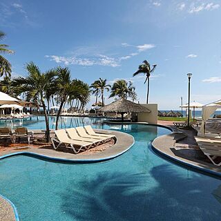 Riviera Beach Resort Ixtapa — Pool