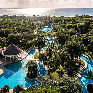 Paraiso del Mar — Pool