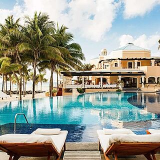 Royal Hideaway Playacar — Exterior
