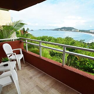 Pacifica Golf — Sample Balcony