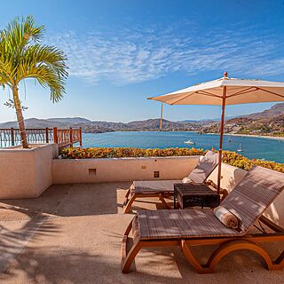 Pacifica Grand — Sample Balcony