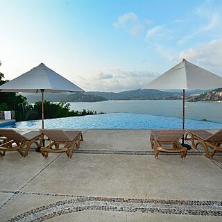 Pacifica Grand — Pool