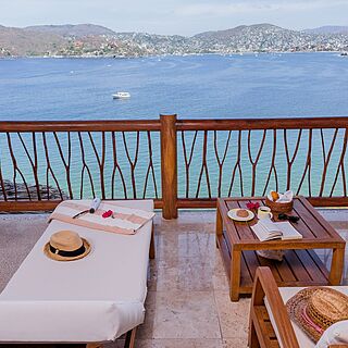 Pacifica Grand — Sample Balcony