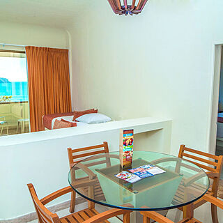 Luna Palace &mdash; Sample Dining Area