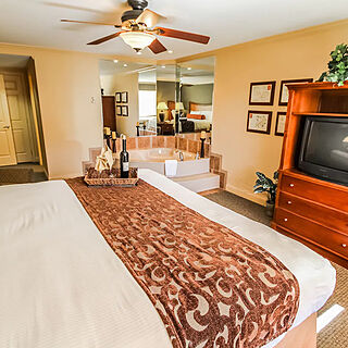 InnSeason Resorts Pollard Brook — Sample Bedroom