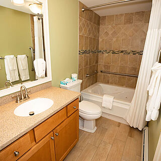 InnSeason Resorts Pollard Brook — Sample Bathroom